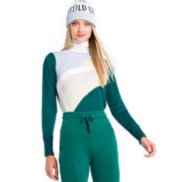Wildfox Sweaters - NWOT Sunshine Motiff WILDFOX Sweater